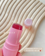 まるでグミみたい♡゛mamicosme グミティント新色のストロベリーローズをお試しさせていただきました🍓⁡ぽんぽんとするだけで簡単🫶🏻触るとぷにぷにしてる！チークとしてもリップとしても使…のInstagram画像