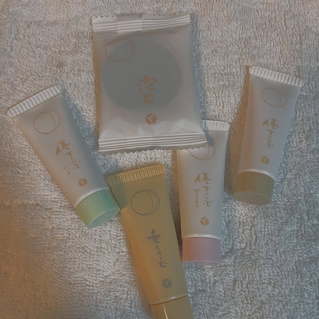 口コミ投稿：潤い成分10種の和漢ハーブ濃縮エキス「草根木皮たまり」をぎゅっと固めた、「泡石」…