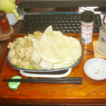 本日(20250709)のChuShock!😱　久々に三羽の國の鶏もも肉で、「クレイジー鶏もも唐揚＆残粉揚げ」🐓🍝　下味無しの唐揚とクレイジーソルトとのコラボ♪酔ぃですなぁ～(^〇^)□…のInstagram画像