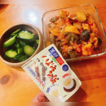 玉露園「減塩こんぶ茶」✨冬はホットで夏はキンキンに冷やして熱中症対策にも有効なこんぶ茶♪飲料としてだけ使うのはもったいない！玉露園の「減塩こんぶ茶」は粒子が細かく溶けやすいので、お料理の調味…のInstagram画像