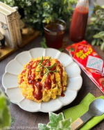 𖤣𖥧𖥣𖡡𖥧𖤣今日のランチはオムライスです♪冷凍ごはんに具はハムと玉ねぎ、ミックスベジタブル。おうちにあるもので簡単に作れるうれしいメニュー♪ケチャップライスにはコンソメ顆粒も加えました。&hellip;のInstagram画像