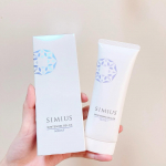 SIMIUS薬用ホワイトニングジェルEX　モイスト/スリムタイプみんな〜夏の紫外線対策もう流石にしてるかな〜？👀だいたいは日焼け止めを塗ったりすると思うんだけど、私は夏は紫外線対策と並行して…のInstagram画像