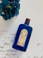 明色化粧品様より、明色美顔水 薬用化粧水をお試しさせていただきました💙🔶明色美顔水 薬用化粧水🔶化粧水９０mlレトロなパッケージが目をひくこの薬用化粧水、実は130年以上のロングセラー！…のInstagram画像