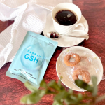 ...毎日欠かせないおやつの時間に、最近、毎日欠かさず飲んでるサプリがこれ☕️クリニックで人気の白玉注射、白玉点滴の主成分「グルタチオン」を補給するサプリメントだよ♡ころんと小粒な…のInstagram画像