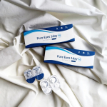 .こだわりのうるおう！軽いつけ心地。.▶Pure Eyes 1day M..ーーーーー低価格・高品質のワンデーコンタクトレンズ。まるで”裸眼”のようなストレスフリーな1日を。.含水…のInstagram画像