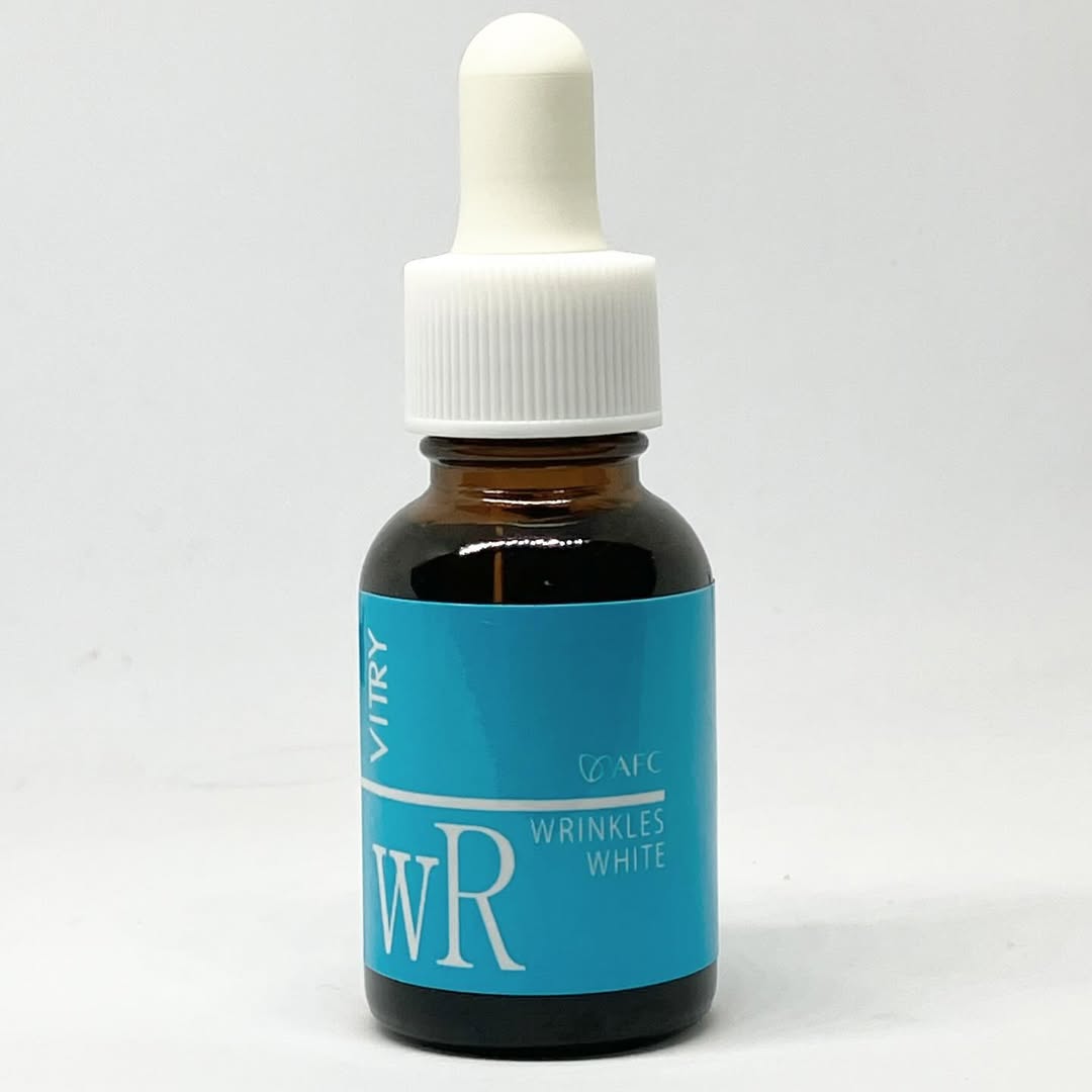 口コミ投稿：.VITRY 薬用シワ改善美白原液 【医薬部外品】使用レビュー加水せず原料をそのまま詰…