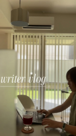 Vlog#01パソコン作業のなかでも執筆作業をする時はカフェインが欠かせない。生粋の濃いめコーヒー好き。でも少し心に余裕がある時は、美容や栄養のことを考えたドリンクをお供に。甘すぎ…のInstagram画像