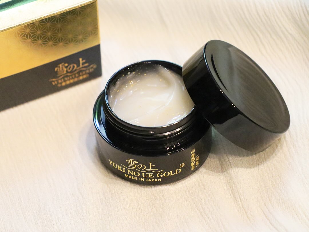 口コミ投稿：.✨雪の上 GOLD大人気の薬用オールインワンジェル「雪の上」から金箔配合のナイトジェ…