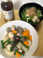 白だしを使っていろいろなものをつくってみました。白だしは色々な料理特に和食に使えるのがとても便利です。この商品は専門病院と老舗醸造の共同開発という事で色々なものに使えますが、基本的な筑前煮に使…のInstagram画像