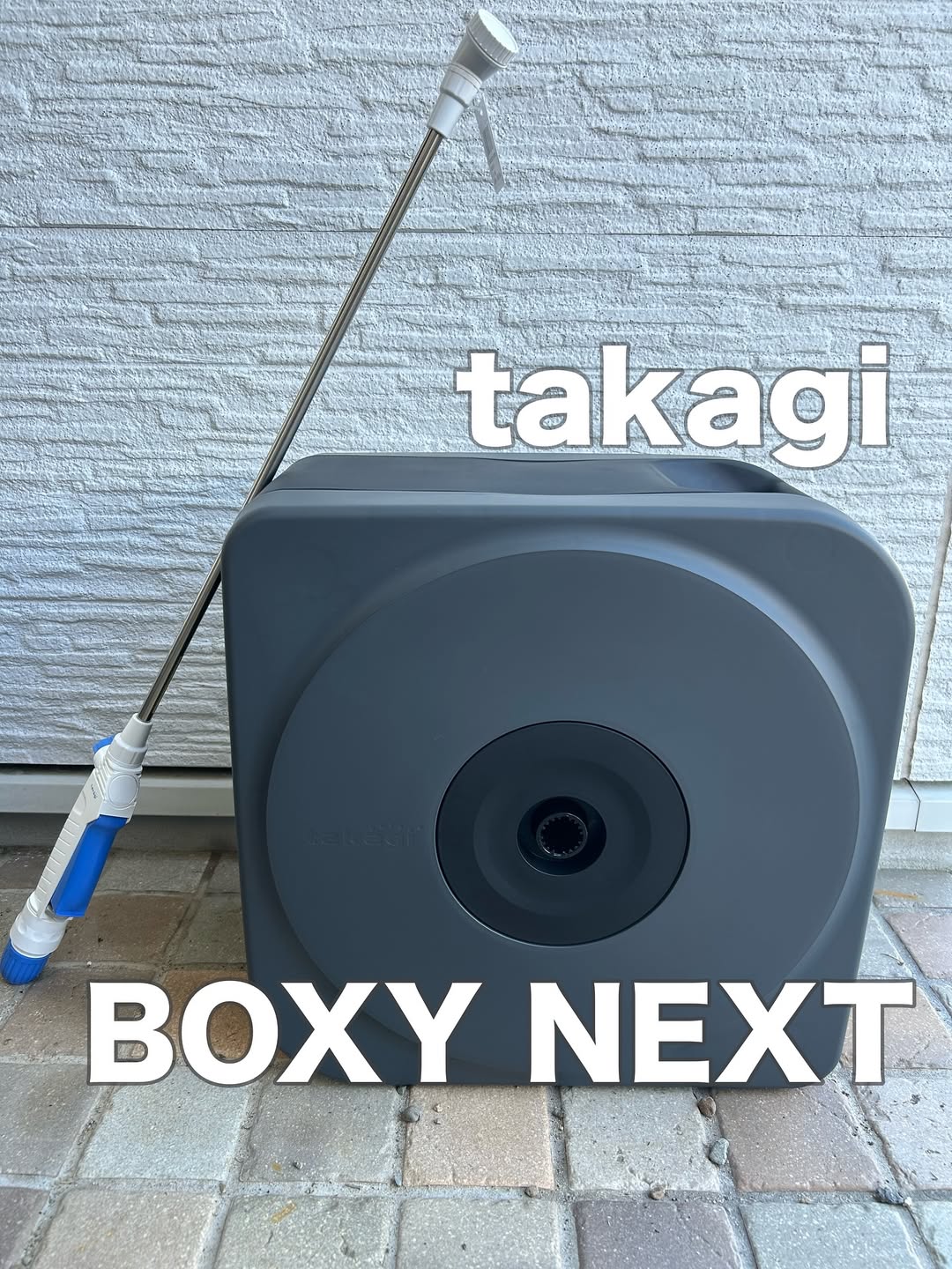 口コミ投稿：.散水ホースを新調🚿　今回はtakagi BOXY NEXT／BLACK🖤☑︎ホース引き出し窓以外の全体…