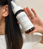 NOUNE ＜ノウネ＞ ストレート スタイリングフォームを使い始めて10日ほどが経ちました😆ブロー前に5プッシュ程馴染ませブラシを使いながら乾かすだけである程度まっすぐ整い朝、ヘアアイロン…のInstagram画像