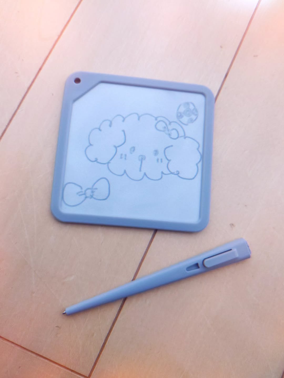 口コミ投稿：くりかえし書き消しできる✨kaite ✍️インクも要らない✨消しゴムも要らない✨水に濡れて…