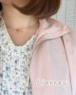 かわいいだけじゃない、ある秘密が隠れたネックレス🤭✨先日、久しぶりに母とふたりで原宿デート☺️子どもたちが生まれてから、こんな時間って本当に貴重な時間でとてもリフレッシュになったよ🌿こ…のInstagram画像