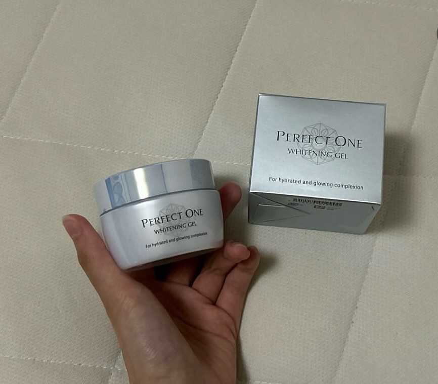 口コミ投稿：. 💎パーフェクトワン 薬用ホワイトニングジェル💎  . Wの美白有効成分「トラネキサム…