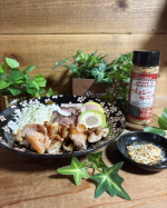 ひと振りするだけで、いつもの食材が一味違う絶品メニューに早変わりする調味料♪クレイジーガーリック→ @krazysalt_jpノンフライなのにカリカリに揚げたような香ばしいガーリックに、まろやか…のInstagram画像