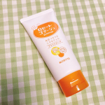 ◆ロゼットゴマージュ ブライトピール◆◼︎製品説明30秒くるくるするだけ！お肌のザラつき・ごわつき・くすみ悩みの原因となる古い角質をポロポロ絡めとるピーリングジェル。オレンジカラーの【ブライトピ…のInstagram画像