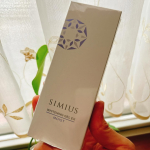 SIMIUSU 薬用ホワイトニングジェルEX🌿私のお気に入りのエイジングケア。オールインワンジェル‼️シミの予防にね。「W美白有効成分」がシミの根本にアプローチし、40代からのエイジングケア…のInstagram画像