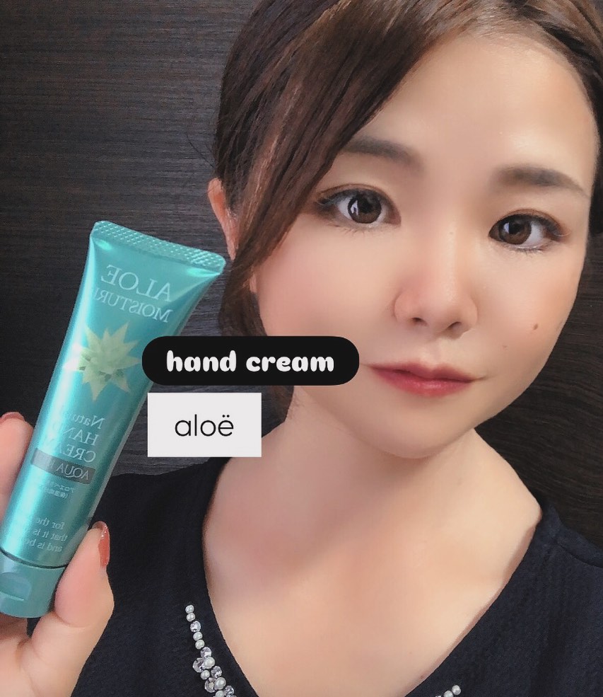 口コミ投稿：🍀💚息子が産まれたときから使っているこちらのハンドクリーム💁‍♀️保湿力が高いのにべ…