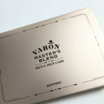 VARON マスターズブレンド＜ミニボトル＞ 男性用のオールインワンセラム VARON［ヴァロン］です。 一本で化粧水・美容液・クリームの3つの肌ケアが簡単にできるようです。他にもシミ予防…のInstagram画像