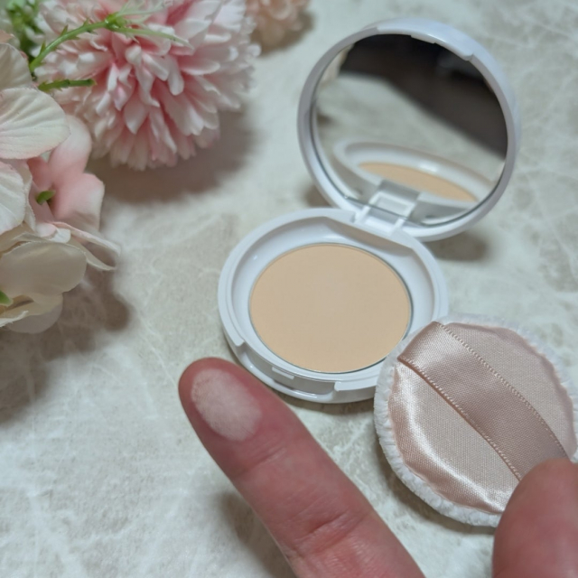 口コミ：ポイントマジック PRO プレストパウダー C 00 ライトオークルの画像（5枚目）