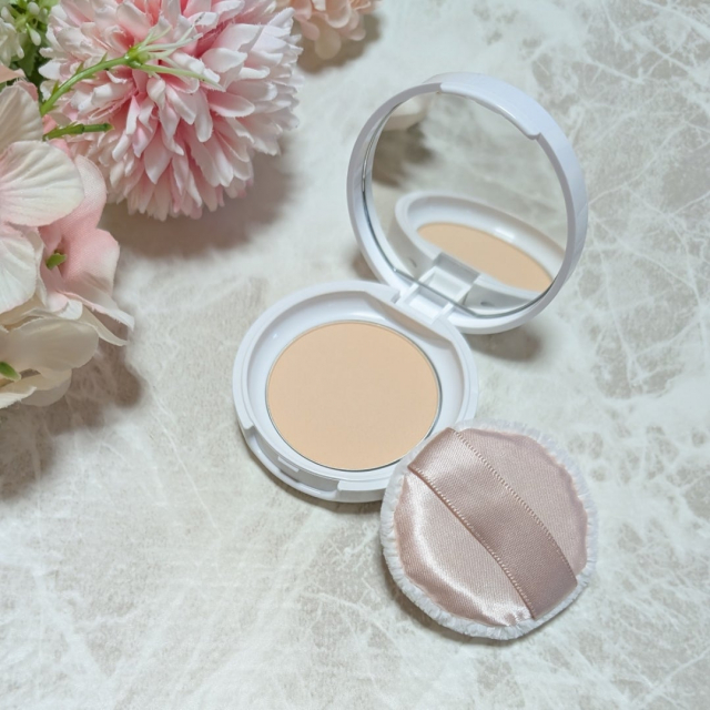 口コミ：ポイントマジック PRO プレストパウダー C 00 ライトオークルの画像（4枚目）