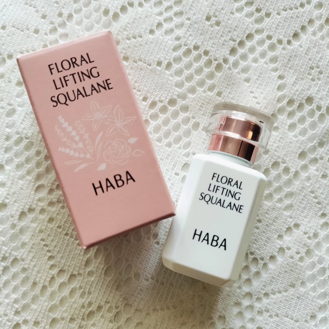 口コミ投稿：HABAフローラルリフトスクラワンワイルドローズ、ネロリ、ラベンダーの天然精油配合…