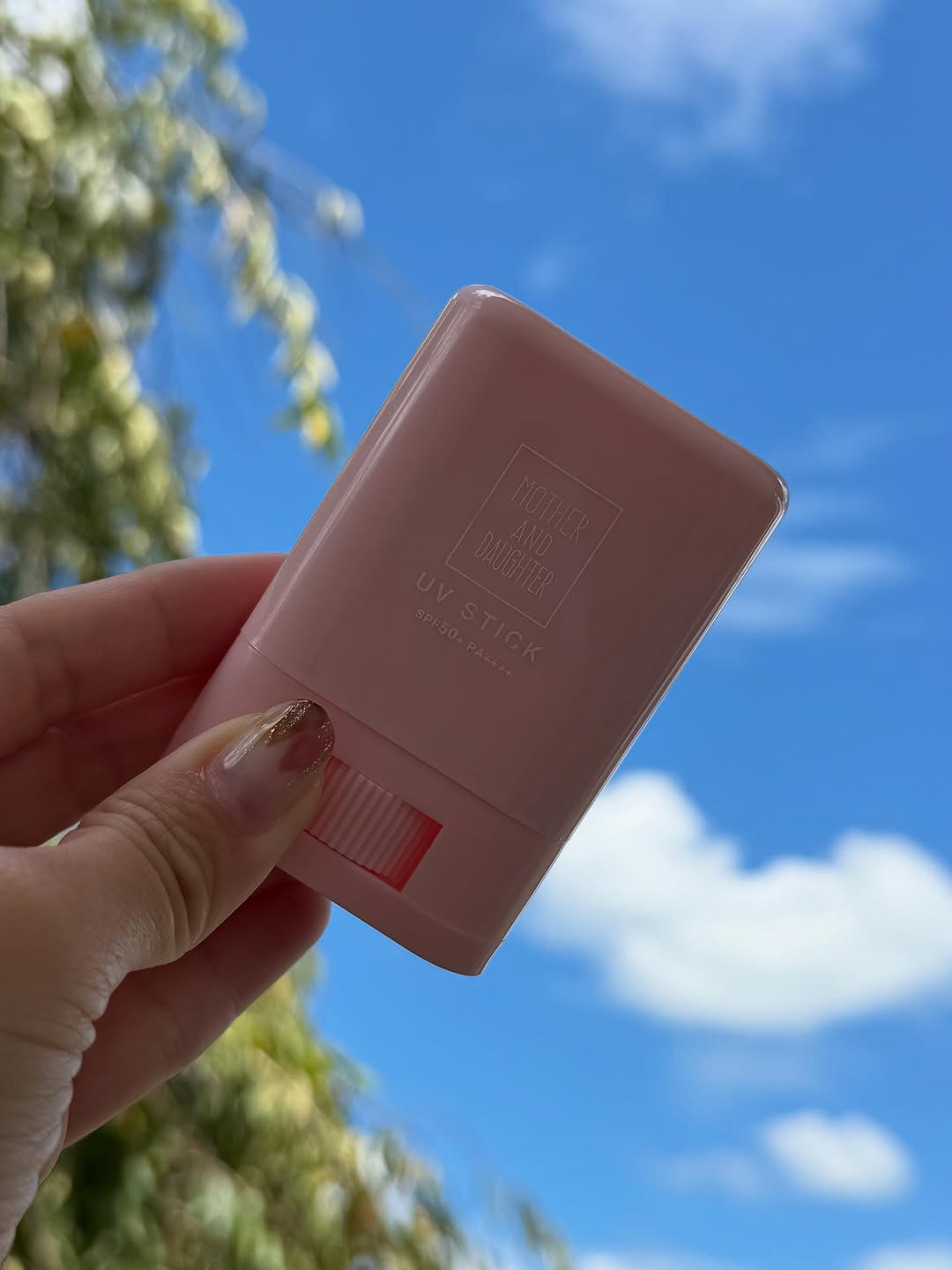 口コミ投稿：マザーアンドドーター・クリアUVスティック SPF50+PA++++手を汚さずさっと塗れる！き…