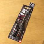 「クラプロックス ブラックイズホワイト」歯ブラシとパウダーはみがきのセットが届きました！汚れ、黄ばみ、歯石、歯垢の沈着を防ぎ、歯本来の白さを取り戻すという働きがあるそうです。同じカラーリン…のInstagram画像