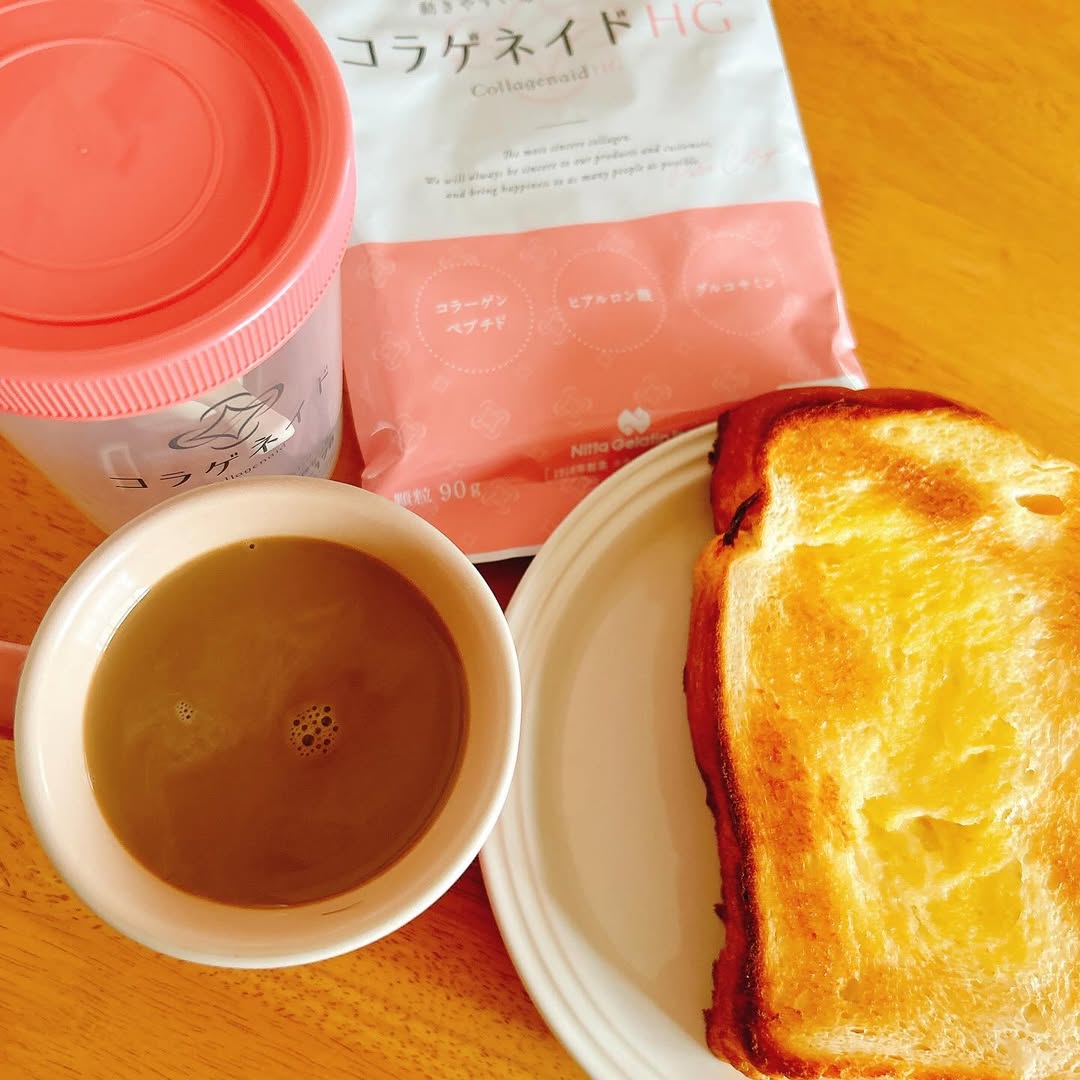 口コミ投稿：朝ごはんのお供に毎日コラーゲン😊朝にスプーン1杯入れて、夕方にも1杯☺️コラゲネイド…