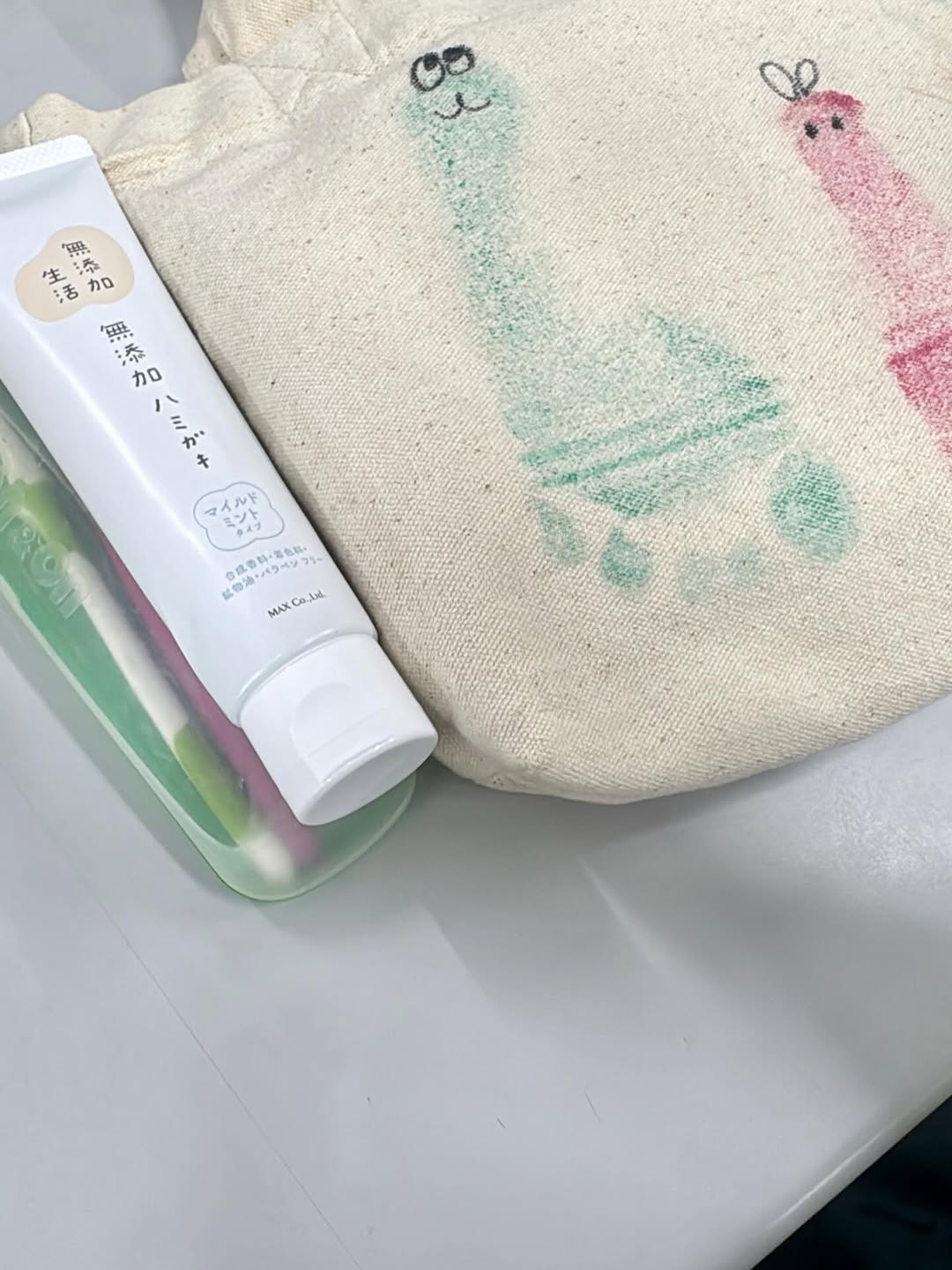 口コミ投稿：職場で使ってて、気づく人にだけ気づいてもらえる、息子と娘のフットプリントのかば…