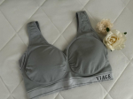 . 💎VIAGEビューティアップナイトブラ💎  . ライトグレー . 総合評価 ★★★★..クールなライトグレーシンプルで可愛い選択表示などが布に書かれているからチクチクしないの…のInstagram画像