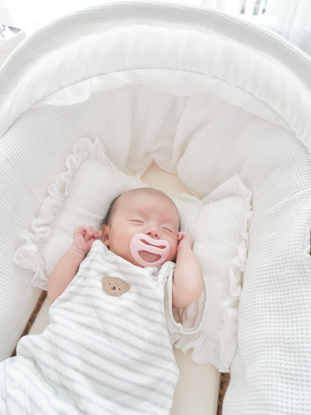 口コミ投稿:クラプロックスベビー おしゃぶりを使ってみたよ👶🏻🤍中々、息子の口の形に合うおしゃ…