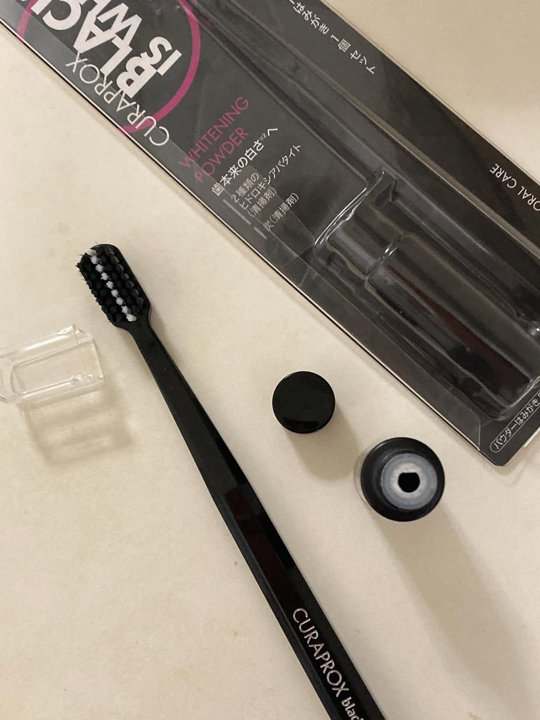 口コミ投稿：🖤✨ブラックイズホワイト使ってみたよ✨🖤今回セットで使ったのは、歯ブラシ1本＋パウダ…