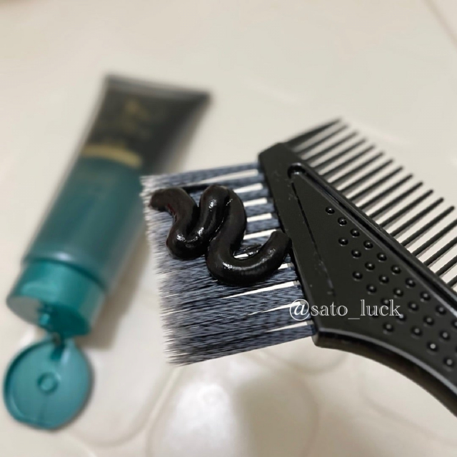 口コミ：育毛×黒髪のWケア　理想の黒ツヤ髪への画像（3枚目）