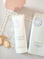 SIMIUS『薬用ホワイトニングジェルEX モイスト/スリムタイプ』年々シミが気になるようになってきたのでホワイトニングジェルを試してみたっ美白系のスキンケアって白いクリームのイメージだけど、…のInstagram画像