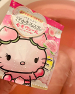 汗かきエステ気分🍑モモヴェールドン・キホーテ、UNY限定品だよー❕お疲れ様です🛀朝晩は少し暑さマシになってきたけど、まだまだクーラーから離れられない今日この頃💦1日の締めくくりに、ゆったり…のInstagram画像