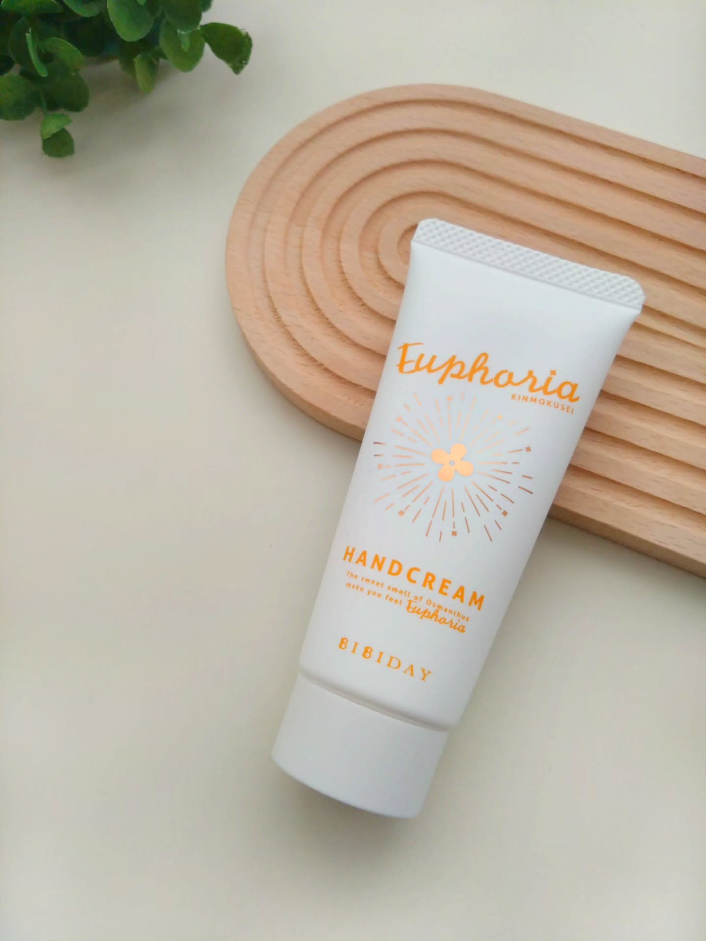 口コミ投稿：∞ BIBIDAY Euphoria ハンドクリーム 30gキンモクセイの心地よい香りと共に手や爪にう…