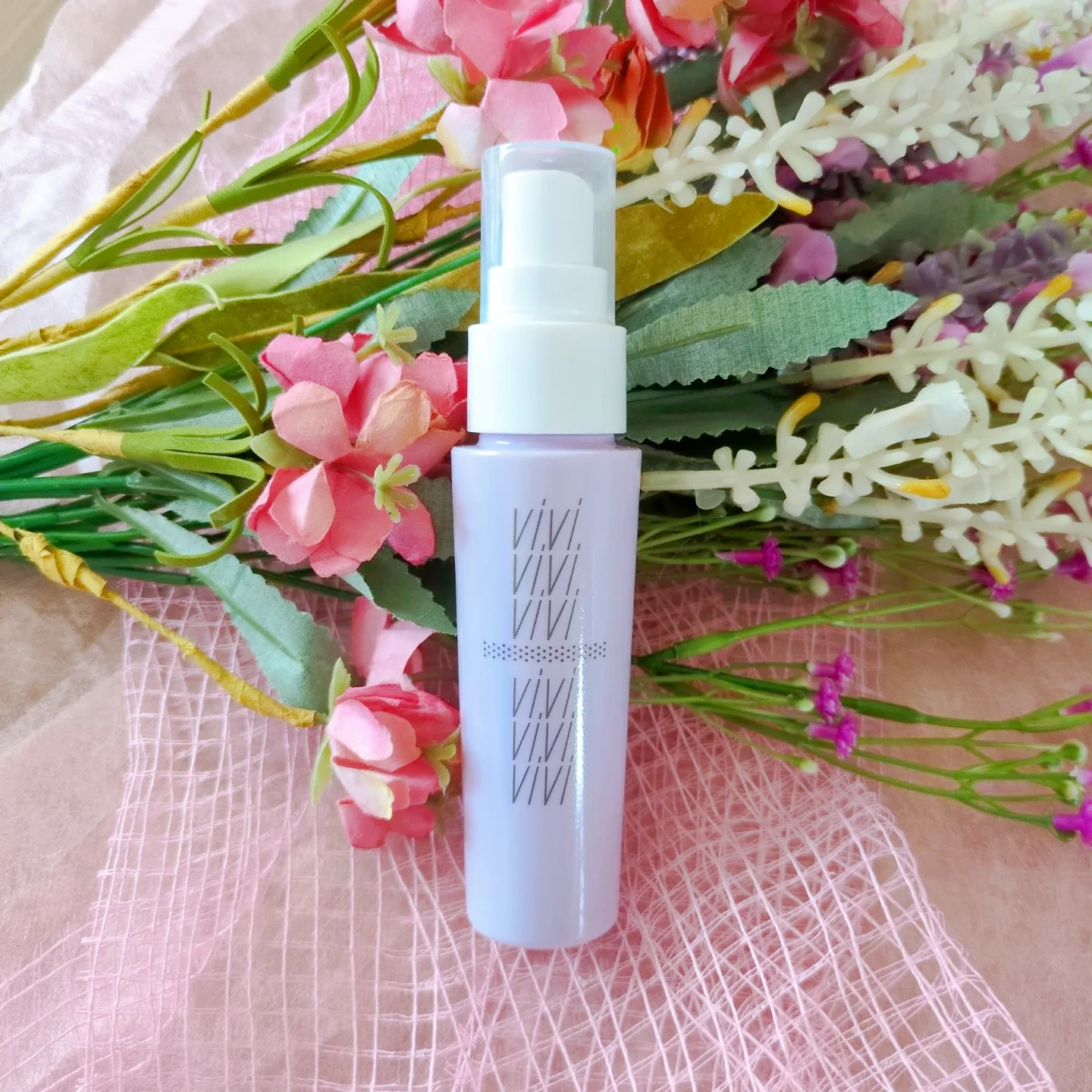 口コミ投稿：ヴィ・ヴィ 色持ちミスト💫😚シュッとひと吹きするだけで、メイクを守ってくれるミスト…