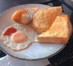 🍞🍴🌈朝ごパン🤓姫路発祥のアーモンドバターがたっぷり塗られたアーモンドトースト☕️兵庫県に引っ越してきたときにこれ自分でも作れるんやない⁇と安易に考えてアーモンド砕いてバターとお砂糖…のInstagram画像
