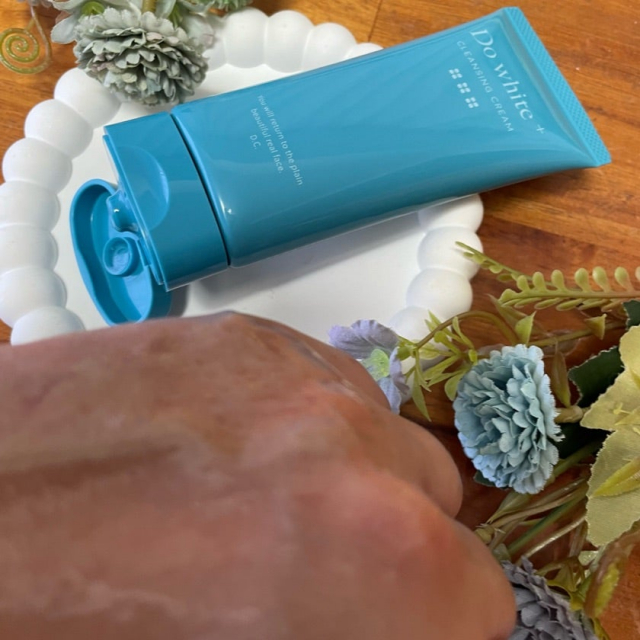 口コミ：【W洗顔不要】徹底毛穴ケア★薬用天然クレンジング「DoWhite+」の画像（9枚目）