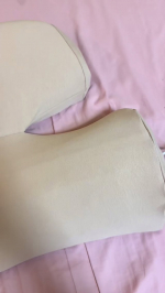 高さの調整できるアイテムが入ってるから自分に合う形で使えてとても使いやすい！タイマー機能あるから安心して使えるし睡眠の質が上がった気がします💤#PR #calqs #寝ながら温活 #ホッとする…のInstagram画像