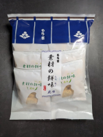 もち吉【素材の餅味】 昆布ひと粒に込められた旨味を味わう。ごぼう茶と頂きました🍵サクサク食感で、塩の旨味、昆布の旨味、それぞれ味わえました。🤍こだわり抜いた餅米と水を使用したあられに&hellip;のInstagram画像