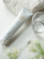 無添加生活 無添加ハミガキフッ素・石油系界面活性剤・合成香料・着色料・鉱物油・マイクロプラスチックビーズ・パラベンを無添加 。シンプルな処方で仕上げた歯みがき。自然由来の成分を中心に、口内をす…のInstagram画像