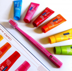 楽しみにしていた 『クラプロックスビーユー歯ブラシ＋歯みがきボックスセット』が届きました‪𓂃𖤥𖥧𖥣⋆*こちらは歯ブラシと6種類のフレーバーの豪華なセットで¥3960（税込）🪥歯ブラシは…のInstagram画像