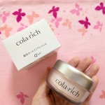 【リンクルホワイトジェル】これ１つで７役のオールインワンジェル。コラリッチシリーズの中でも、目元の小じわが気になってきたらこの「リンクルホワイトジェル」がオススメ。やわらかなフォルムがほっと…のInstagram画像