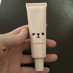 モフモフレンズ薬用美白アイクリームWの有効成分（ナイアシンアミド・グリチルリチン酸2K）を配合したアイクリームで、目もとの美白・シワ改善・肌あれ防止をサポートするよう設計されているのだそう。べた…のInstagram画像