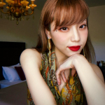 Ennui雰囲気あるベストが好きで、とにかく趣味が合う家族の服を拝借して生きてます😂無添加生活「無添加ハミガキ」9月から発売されているけれど、口に塗るものだからこそ、無添加のものがいいですよね…のInstagram画像