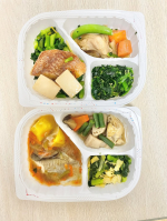 ..KITCHEN C&Dやわらか白身魚の彩り野菜あんかけふっくら赤魚のやさしい煮付け栄養とおいしさを両立する冷凍宅配弁当で糖質・塩分・たんぱく質などがとても考えられてる✨レンチン…のInstagram画像