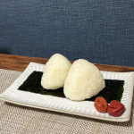 .✎ Gohan Memo 𓂃𓈒𓏸☑︎ 塩おにぎり　　　塩をこだわるだけでこんなにおにぎりが変わるなんてびっくり☆ ･ﾟ　　　ごちそうさまでした𓌉𓇋　　　　#pr #…のInstagram画像