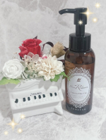 テンスターHenaReborn ルミナヘアオイルお試ししました❣️植物由来の自然派ヘアオイルです🪴シリコンフリーなのが嬉しい❣️わたし髪が広がりやすくて特に雨の日なんかは残念な感じにな…のInstagram画像